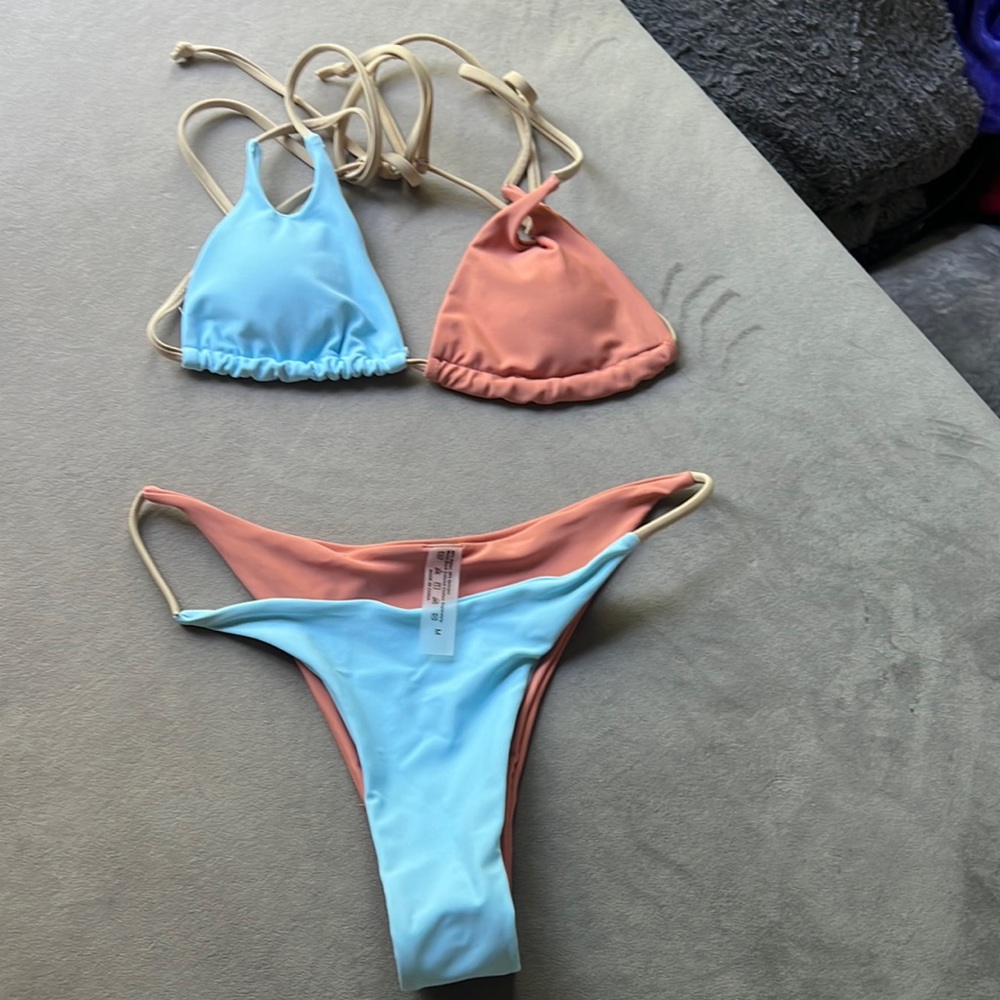 Shein Colorblock Two piece swimsuit - size medium